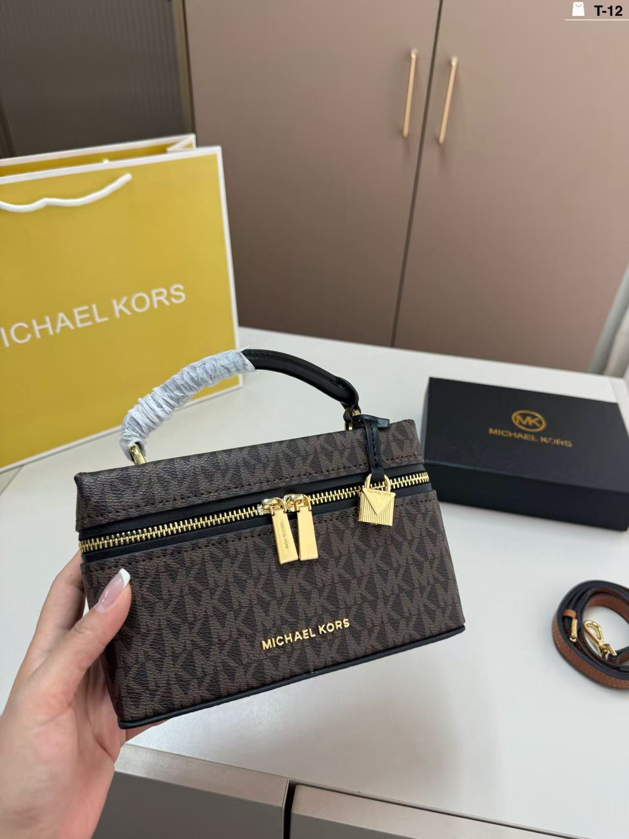 Borsa a Tracolla Michael Kors  - Women'S Tote Bags Michael Kors recensione e prezzo
