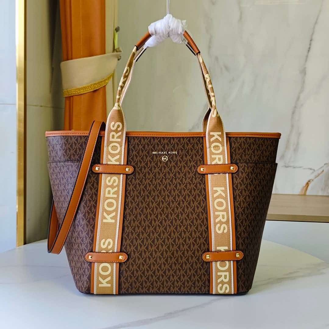 Nuova Borsa Grande MK Commuter - Women'S Tote Bags Michael Kors recensione e prezzo