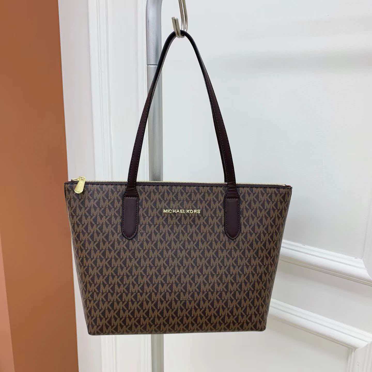 Borsa a Tracolla Elegante da D - Women'S Tote Bags Michael Kors recensione e prezzo