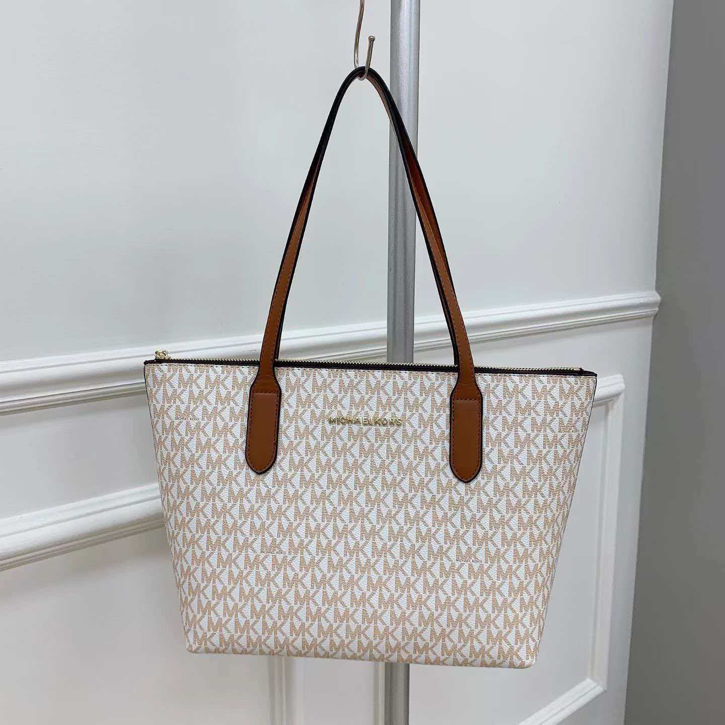 Borsa a Tracolla Elegante da D - Women'S Tote Bags Michael Kors recensione e prezzo